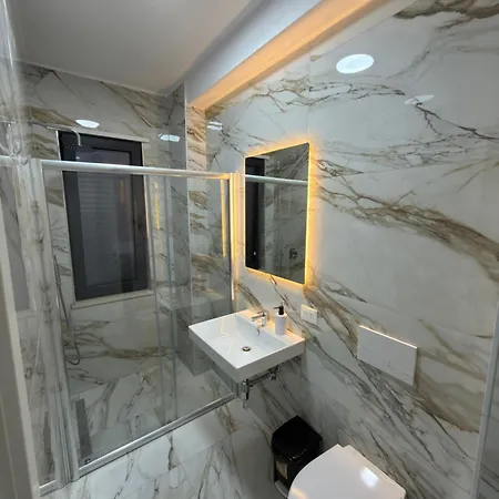 Nee Grand Bazzar Appartement Tirana